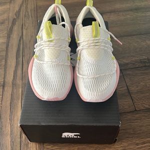Brand new Sorel Kinetic Impact Lace. White eraser pink!